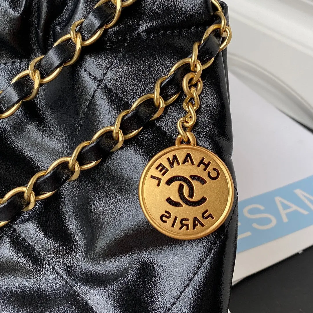 22 Handbags