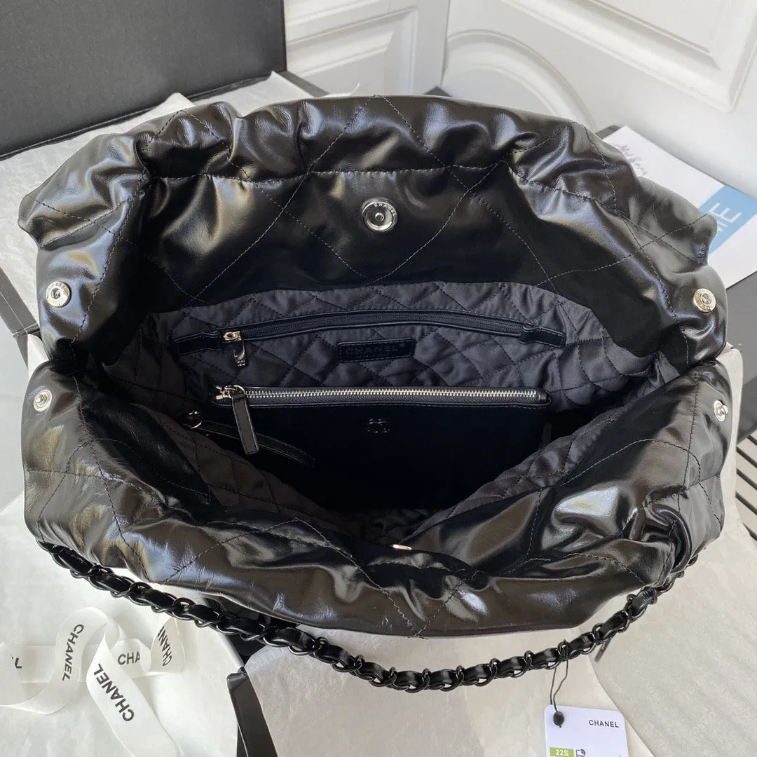 22 Handbags