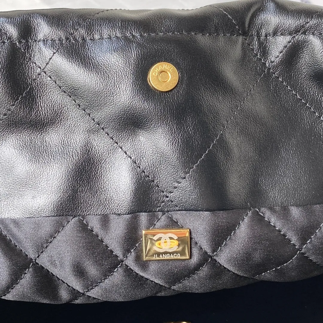 22 Handbags