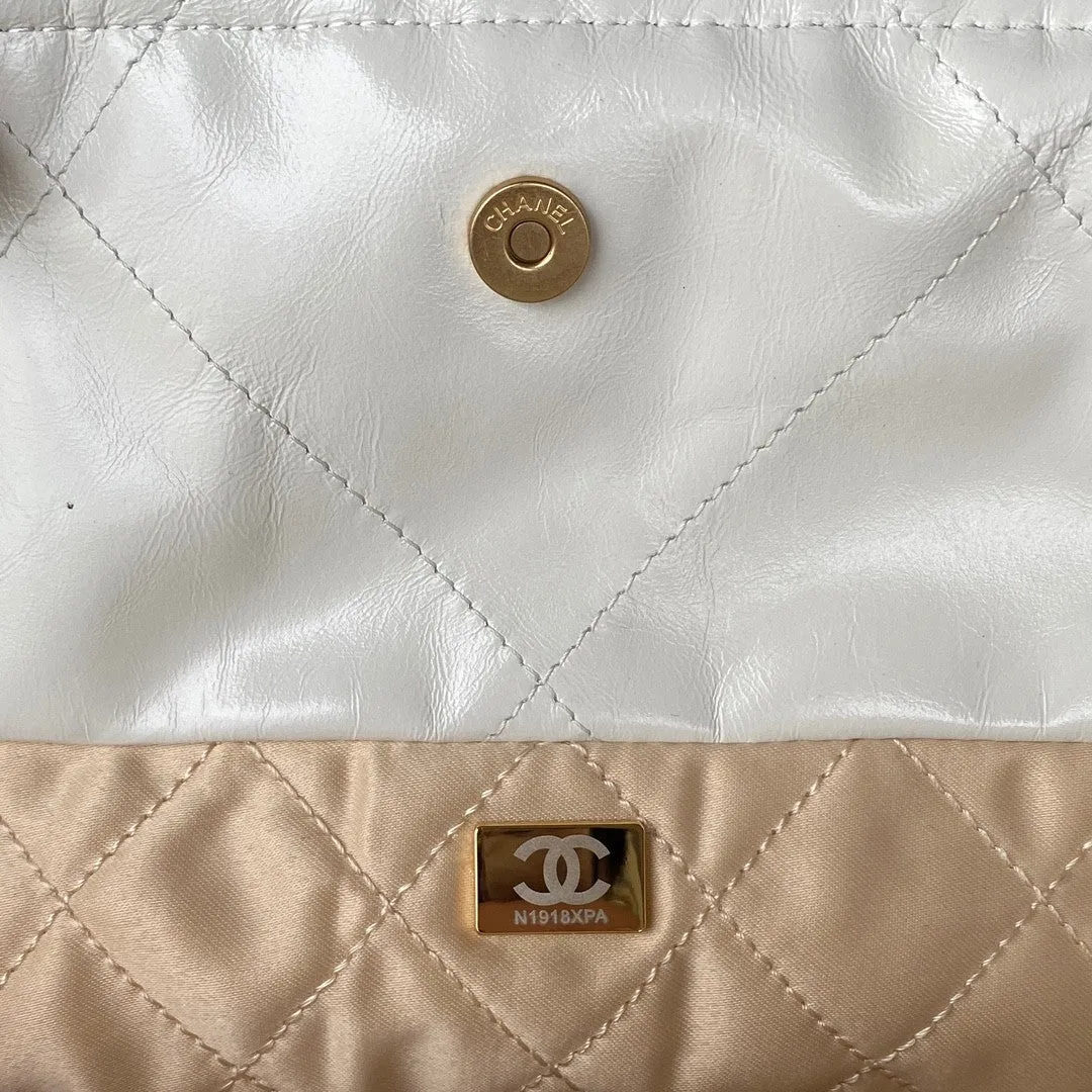 22 Handbags