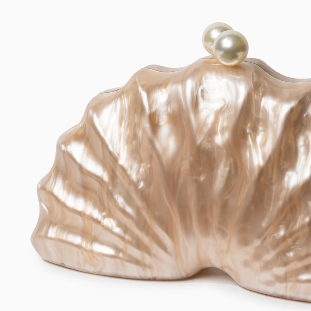Acrylic Shell Clutch Bag – Elegant Fan-Shaped Evening Handbag with Pearl Clasp