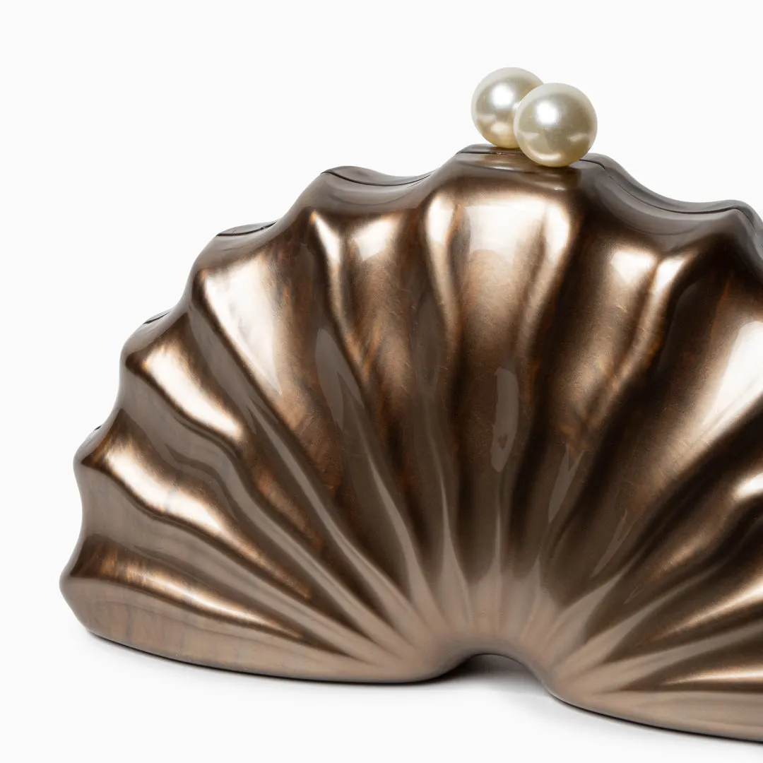 Acrylic Shell Clutch Bag – Elegant Fan-Shaped Evening Handbag with Pearl Clasp