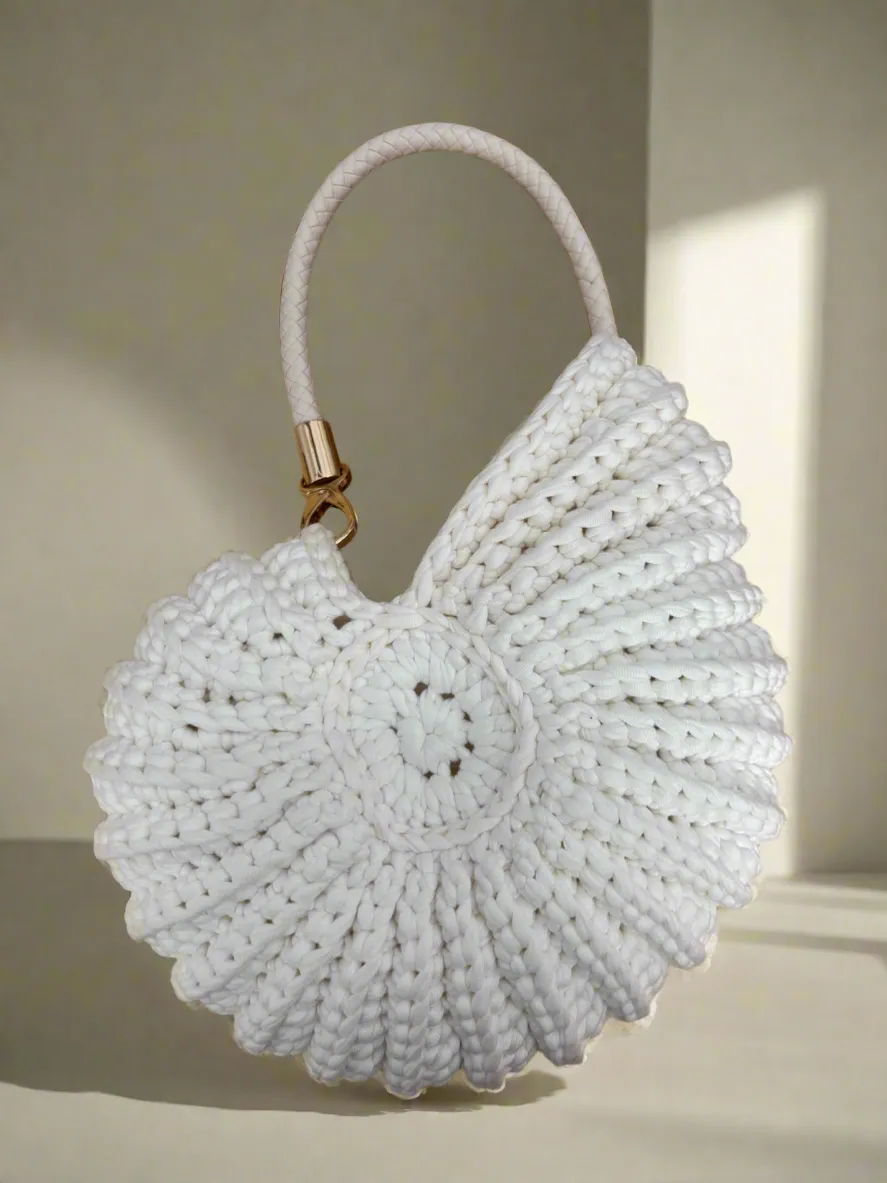 Ariel round seashell bag