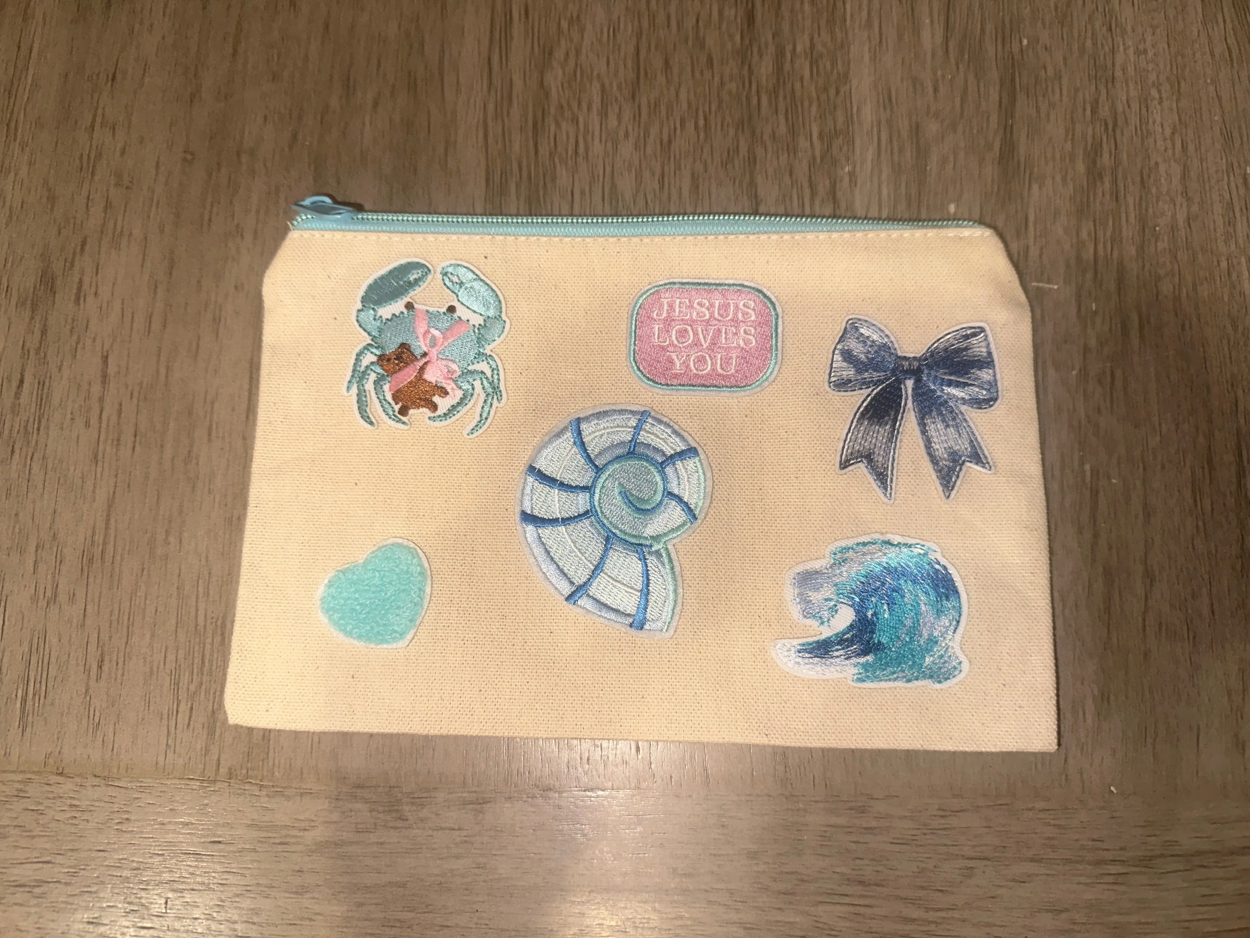Besties' Reliable service Price-match guarantee Beachy Bag