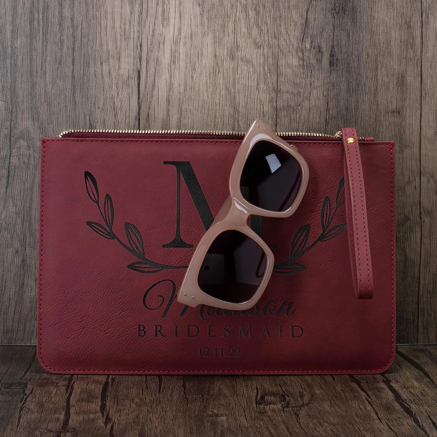 Bridesmaid Gifts, Personalized Wristlet Clutch Purse for Wedding, Leather, Personalized Makeup Bag for Bridesmaids, Bridesmaid Proposal Gifts, Bridal Shower Gift, Bachelorette Party Favors, Rustic D2