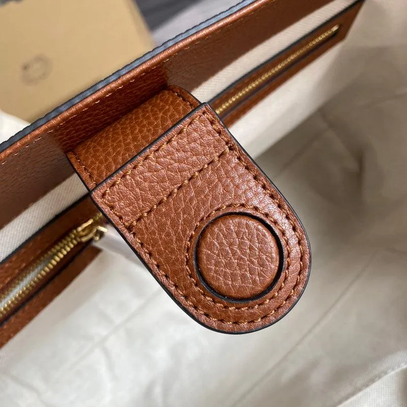 Charm - GG Bags - 2122