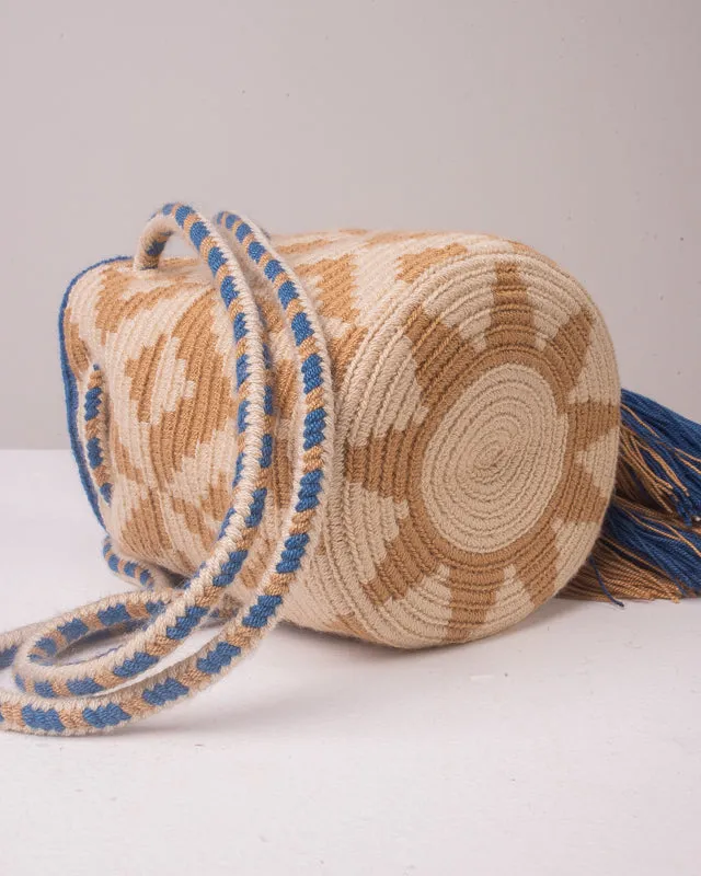 Chila Bags Elif Handwoven Small Shoulder Bag - Beige