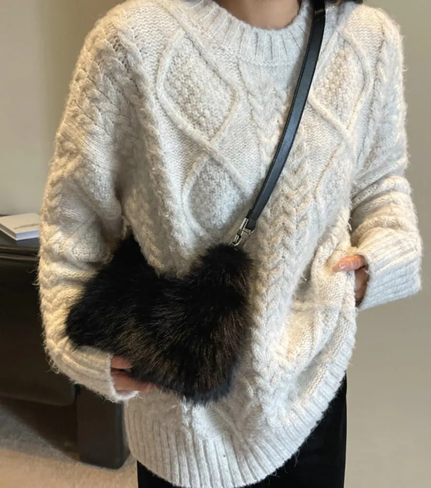 Faux Fur Crossbody Bags for Women Fluffy Shoulder Bag Fuzzy Purses Small Totes Handbag Cute Winter Satchel