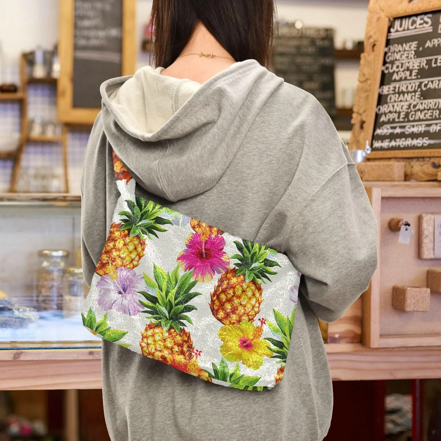 GAIGEO Hawaiian Pineapple Flowers Womens Shoulder Bag, Medium Size Handbags, Womens Outdoor Bag