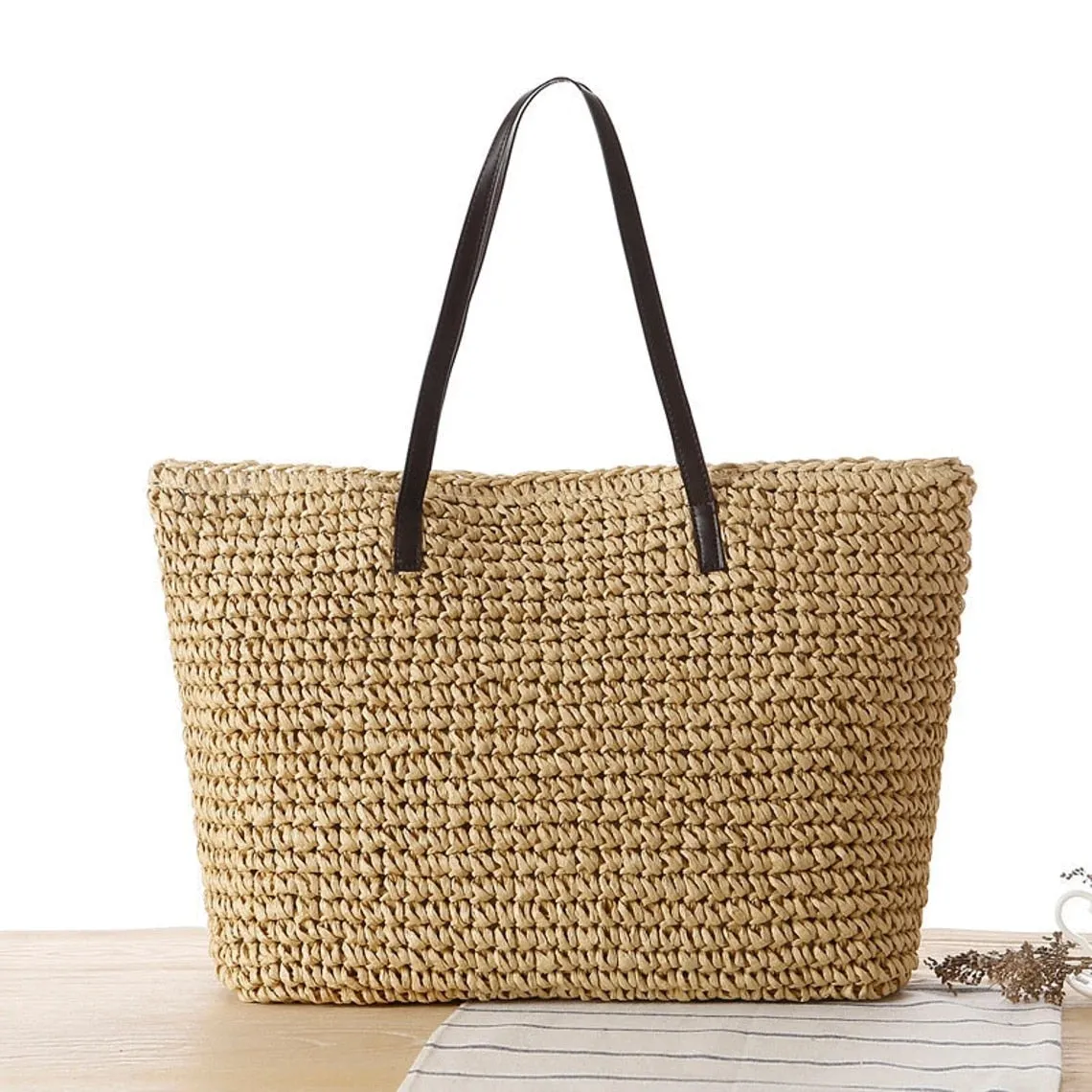 International delivery Woven Rattan Tote Bag Flawless