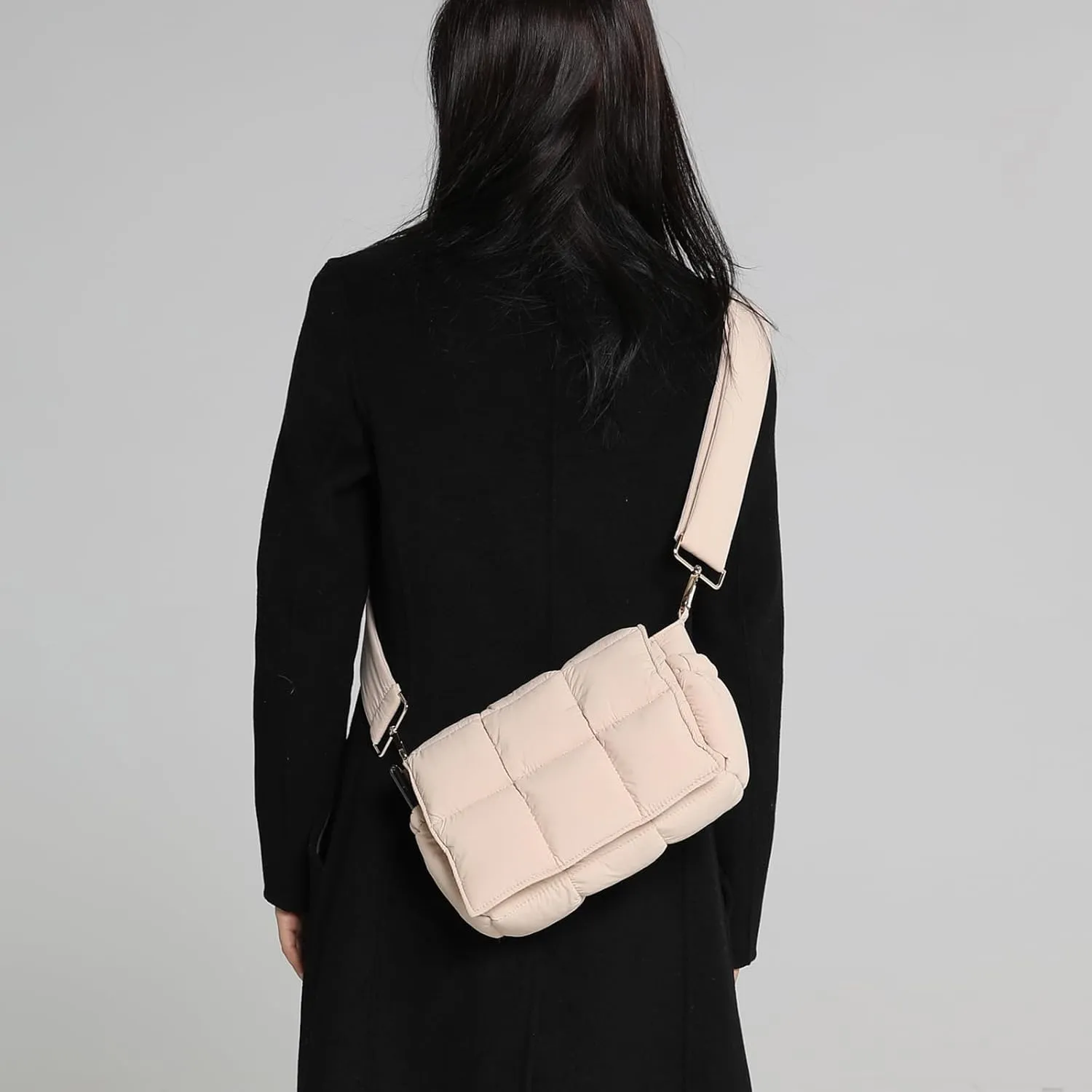 NAARIIAN Crossbody Bag for Women Quilted Puffer Purse Fashion Lightweight Travel Handbags Cute Small Shoulder Bag