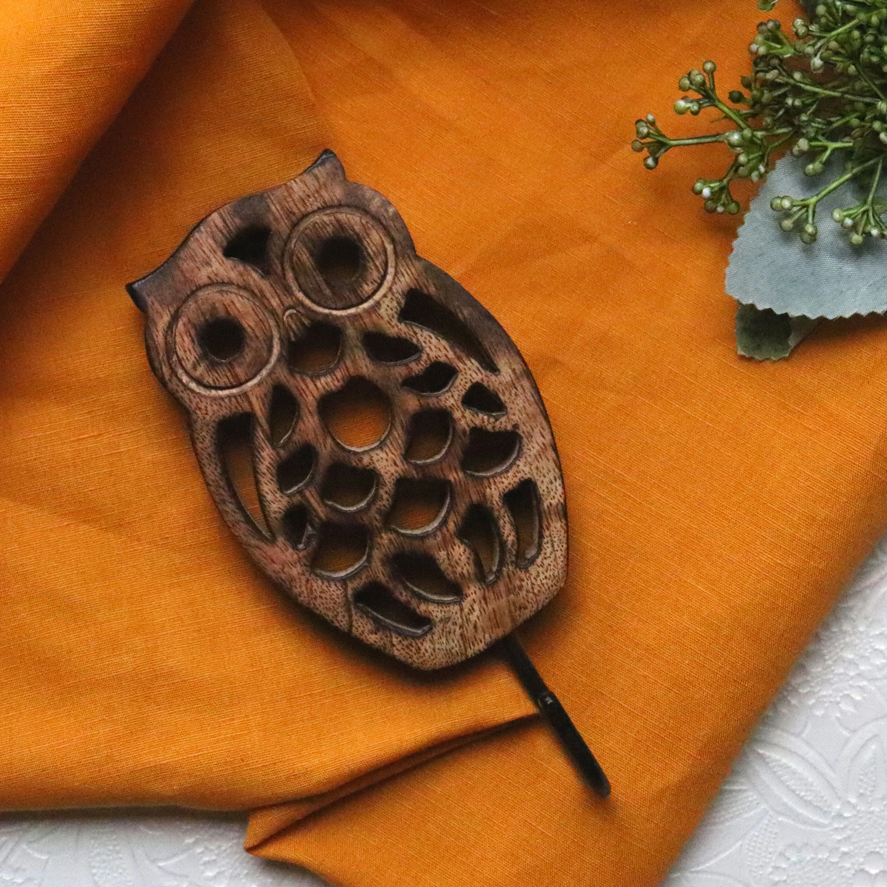 Owl Wall Hanger, Hand Carved Decorative Cutwork Wood Coat Hook