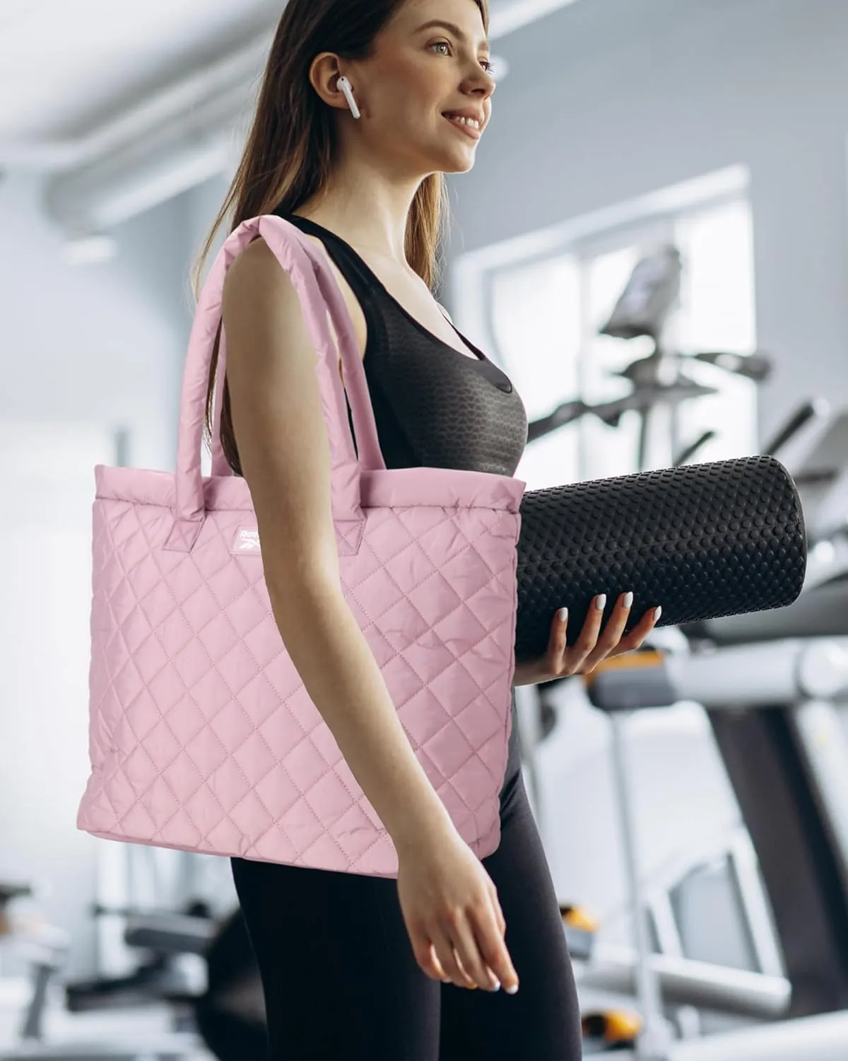 Reebok Women's Gym Tote Bag - Lightweight Carry On Tote Bags for Women - Casual Sports Shoulder Bag with Zipper Closure