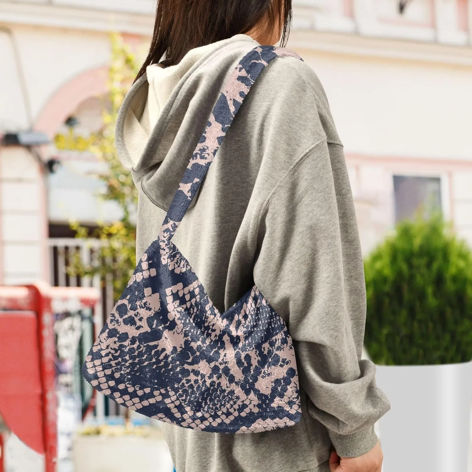 Snake Skin Gray Shoulder Tote Bags for Women Furry Crossbody bag with Zipper Hobo Handbag Purses for Teen Girls University
