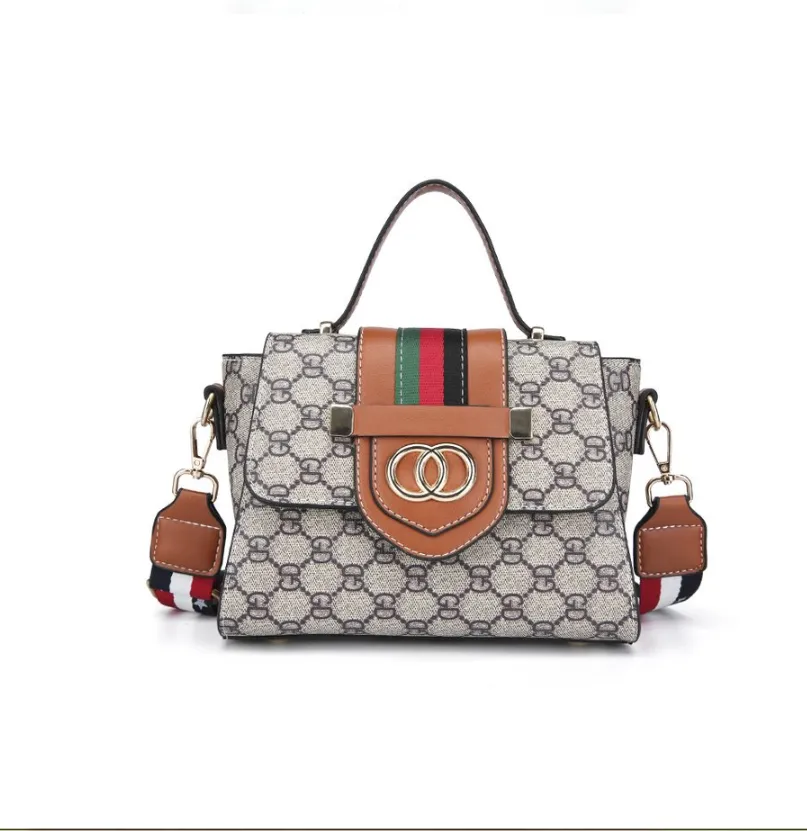 Trend handbags hit