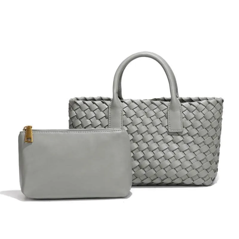 Trendy Woven Handbags With Pouch