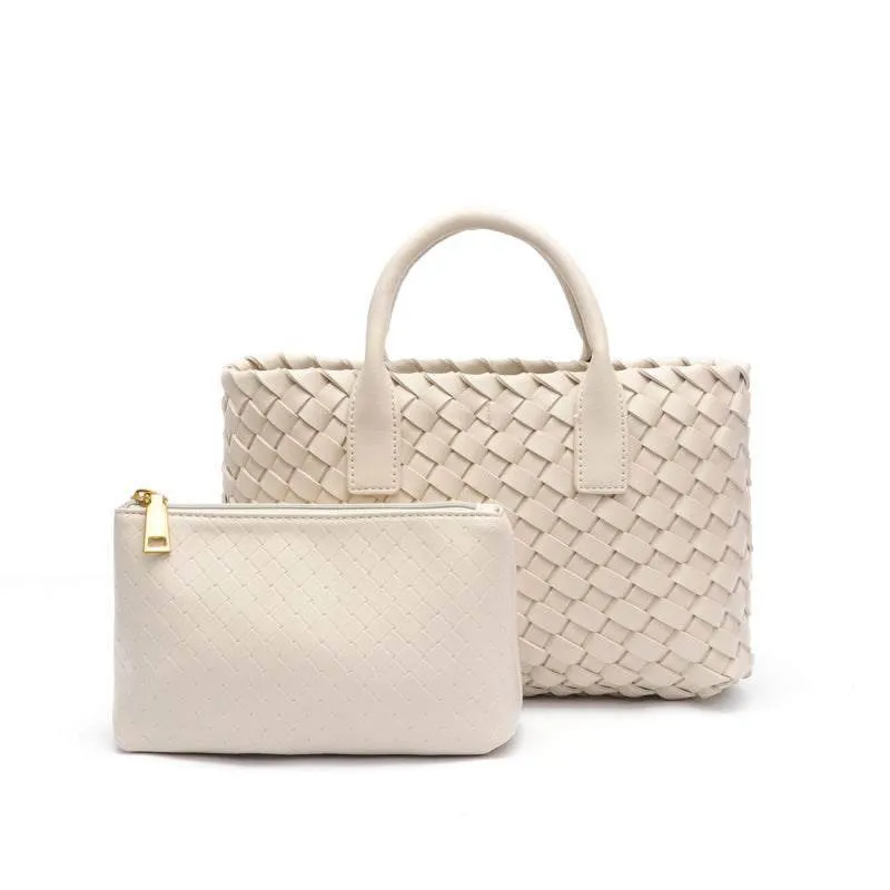 Trendy Woven Handbags With Pouch