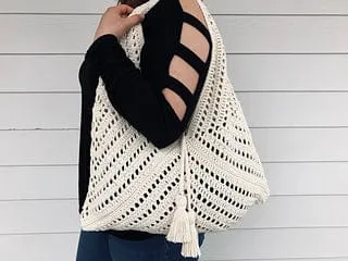 Trinity Tote (crochet)