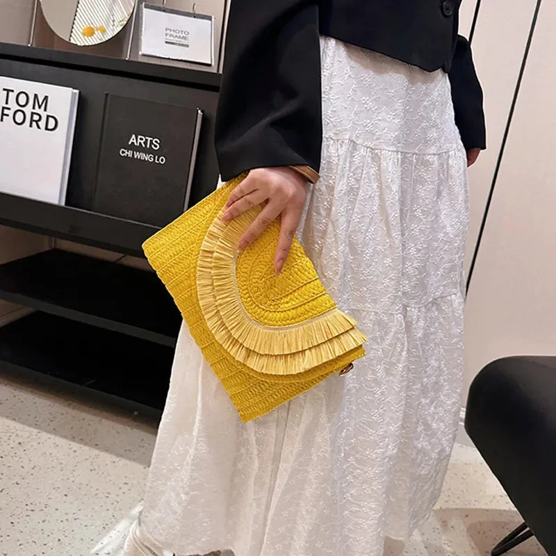 Veloria™ Tassel Flap Straw Bag