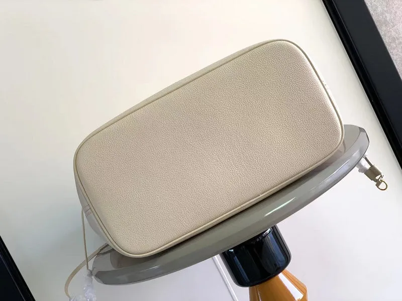 VOLRA 834 Bags - Vuitton - High-tech-enabled Lightweight Louis Bags