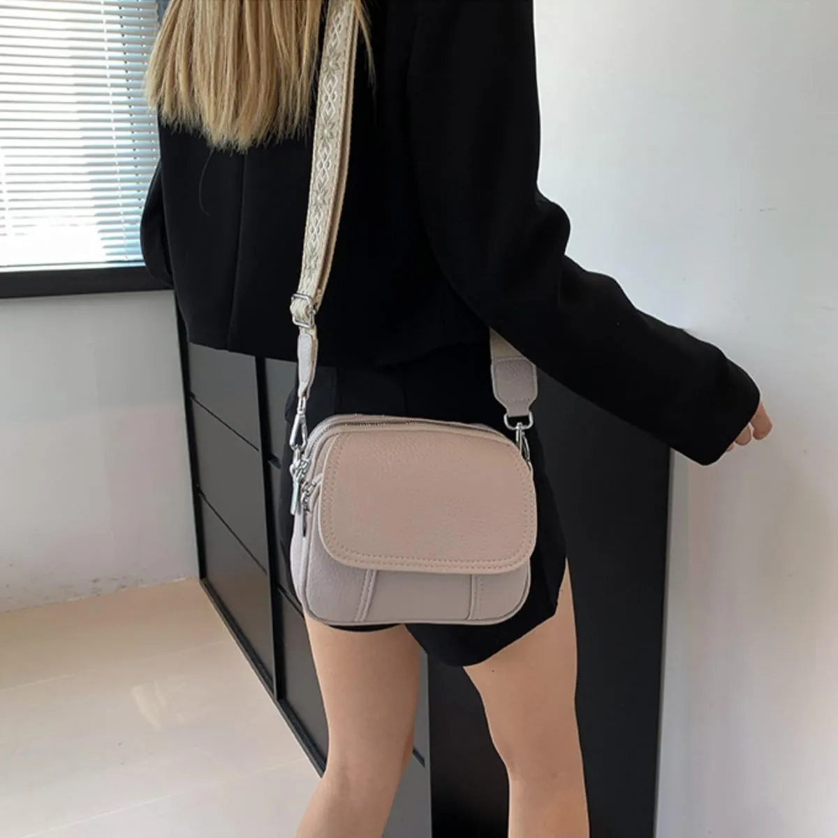 Women Small Crossbody Purse Fashion Lightweight Vegan Leather Handbags with Boho Strap Shoulder