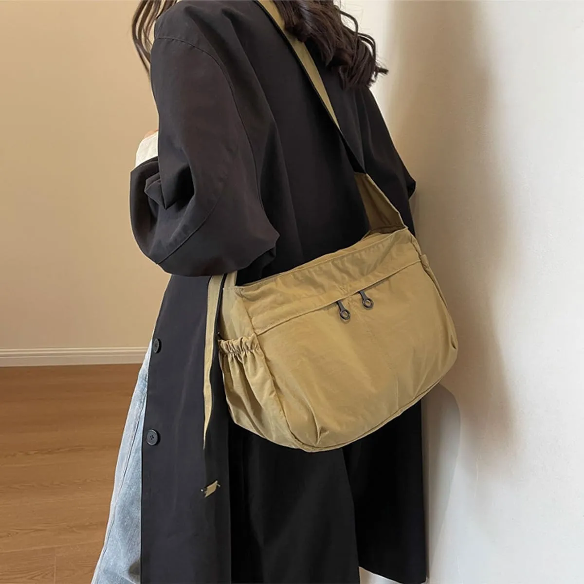Women's casual shoulder bag, women's waterproof nylon dumpling bag, crossbody bag