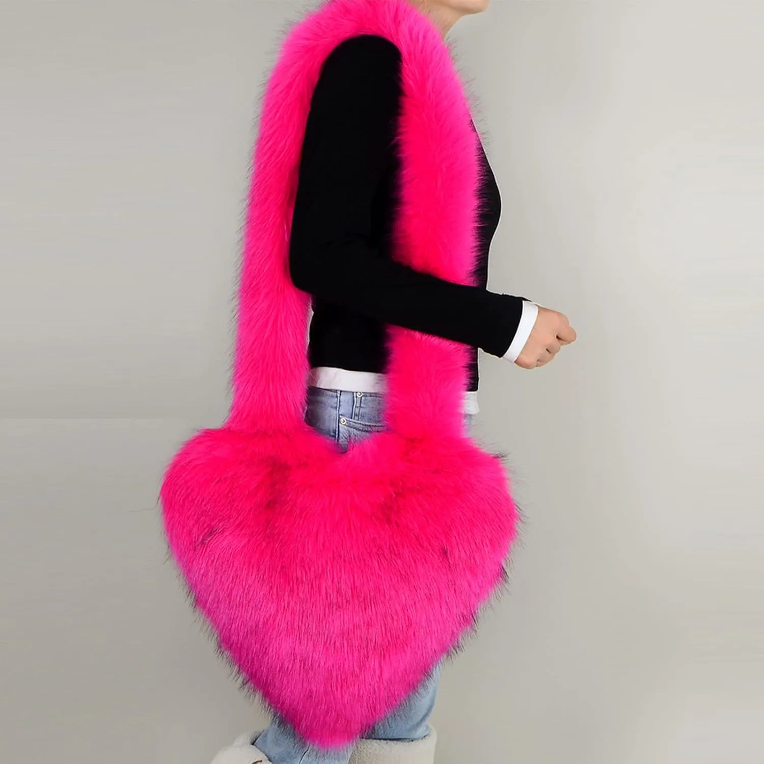 Women's Faux Fur Shoulder Bag Cute Heart Purse Soft Plush Shoulder Bag Furry Women's Crossbody